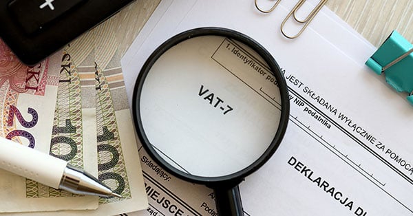 how to file vat return in uae